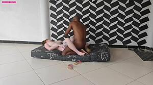 i called this novinha for rough sex to relieve stress, pounding her narrow ass