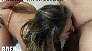 Latina Milf Blowjobs Big Ass In Quickie Fucking Orgasm Cumshot