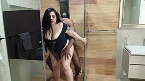 Antonela žudi za Riokovim mišićavim telom