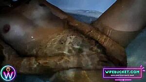 Wifebucket's homemade dildo dives into tight pussy in bathtub