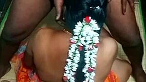 indian aunty's steamy bedroom action video