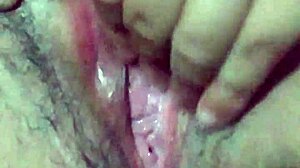 eu nina ninfex rubbing my pussy with my ass wrecked from hard pounding.