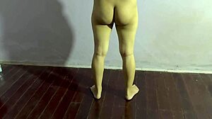 I love watching my fine ass amateur girl workout at home