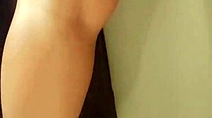 Amateur wife teaches husband how to make her cum in doggystyle.