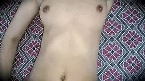 Rich Wife Bangs Servant in Steamy Affair