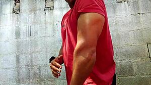 Yuri Gaucho, the Brazilian bear, gives a handjob leading to huge cumload.