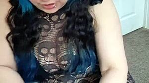 Only women dare to try out the huge Yeoly sex doll