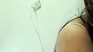 Damn, Watch This Hot Wife Get Nailed in Homemade Action!