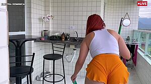 Contratei Essa Empregada Pra Ajudar Em Casa Eu Fiquei Louco De Tesão Ela Tem A Bunda Linda