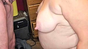 Old milf's golden shower fetish