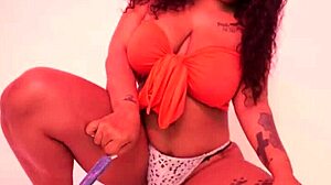 shes sucking her dick like a popsicle