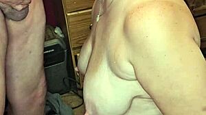 Old milf's golden shower fetish