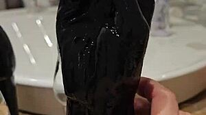 Watch this redhead slut fuck her ass with large sextoy for solo pleasure!