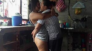 no aguanta las ganas y desea comerse el postre antes que el plato fuerte