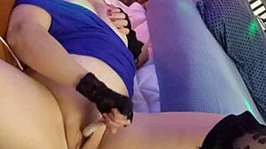 Hotwife Steffi’s sensual photoshoot and solo play on December 3rd
