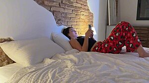 When Mom Cleaning My Room I Came To Step Sis And Fuck Her But Accidently Cum Inside Her Pussy