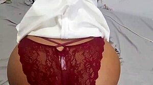Que hermosa se ve mi hijastra colombiana con culo bien abierto de puro anal