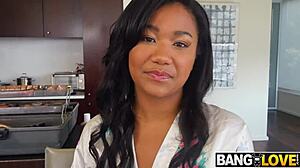 Loni Legend Fucks Oldie Fan In Taboo Teen Scene