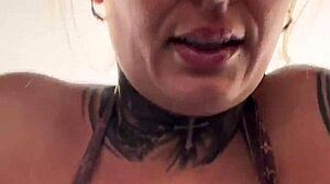 Woman TRAINS in GYM, Gets So WET It FLOWS Down Her Legs