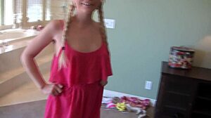 Kelly Surfer's Homemade Porn - Deep Anal and Gaping in Bedroom with Booty Call