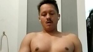 I wanna fuck my friend's girlfriend, but she's hot.