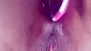 I brush my ass and it feels so delicious.