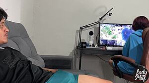 Peguei Ele Batendo Punheta Enquanto Eu Estava Jogando O Que Acha Que Eu Fiz