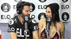Entrevista with Elo Podcast Turns Spicy with Jenifer Play in Hot 3some