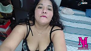 Le Mamo La Verga A Mi Padrastro Y Se Corre En Mis Tetas Cuando Mama No Est�
