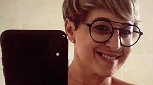 Wife Takes Cum in Mouth Eagerly