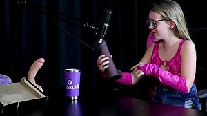 18 year old shows first blowjob, 'suck it like this!'