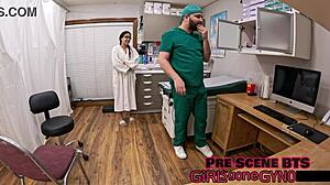 Alix Avery Spreading For Stimulating Exam