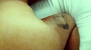 Infiel Perra Offers Tight Pussy While Husband Texts Unaware