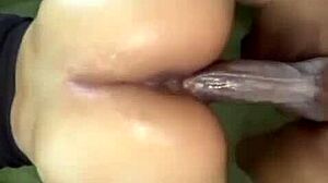 A girl with big ass was fucked by a huge dick