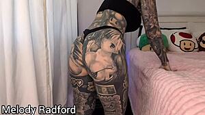 Big tits MILF Melody Radford tries on gym tights in a steamy haul