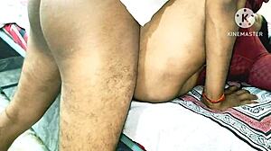 Gym boys fucked horny Indian Bhabhi with experience
