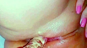 i'm relaxing in the spa with my glass dildo