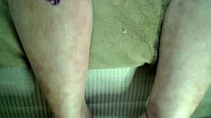 Curious about tiny panties and feet in slippers from retro clips?