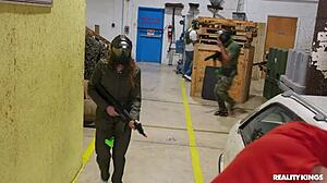 my bored athletic girlfriend shoots her shot at reality kings