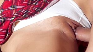 日本の娘が大学後にハードに犯される無修正