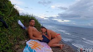 Amateur Encounters Hot Blonde on Beach for Outdoor Anal Assfucking Session