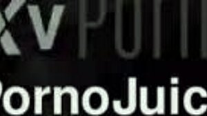 blonde beauty pleasures two cocks with mouth in threesome