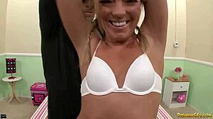 sweet ally showing teen body and fucking hardcore 😏