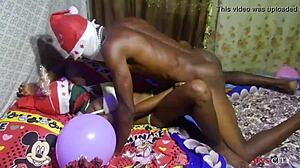 I presented my pussy as a christmas gift to surprise my ex boyfriend he fucked me real hard