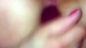 Hey, wanna see this hot milf toy her ass until she squirts?