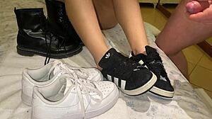 Why do brunettes suck better than blondes? Amateur POV sucking leading to huge jizz