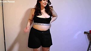 i watch cute tubby babe spread her nasty asshole