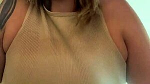 i was training at the gym in times square, my hard nipples and sweaty pussy making guys stare