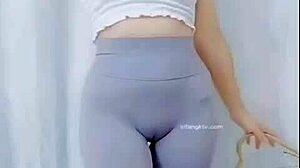 Watch this Asian girl dance with cameltoe?