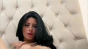 Wow, Very Wet Fingering!